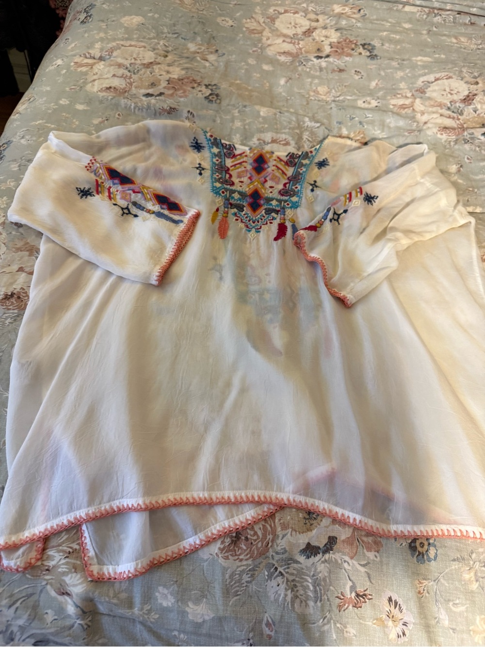Gorgeous Johnny Was White Embroidered Boho Tunic with Multicolor Embroidery Sz M